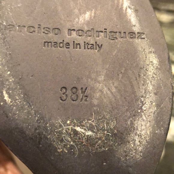 Shoes - Picture 5 of 5